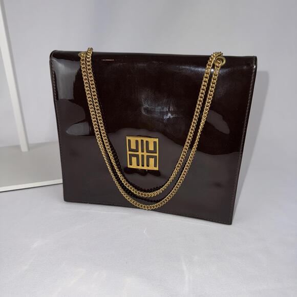 Accessories - 1950s Vintage Patent Leather Purse with Gold Chain